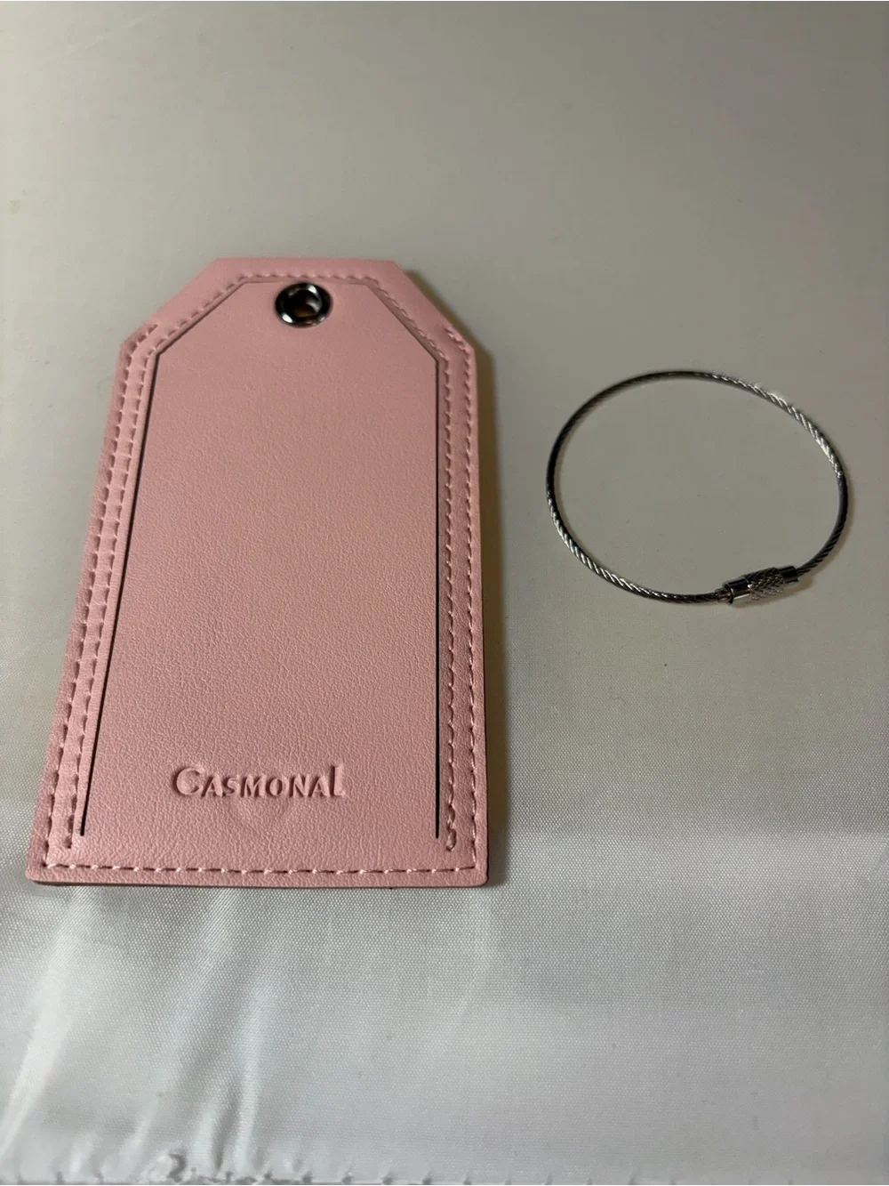 Casmonal 'And‎ so Adventure begins' faux leather luggage tag pink